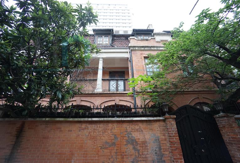 Lintel:French Concession