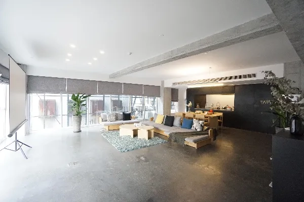 Base Xintiandi(4)