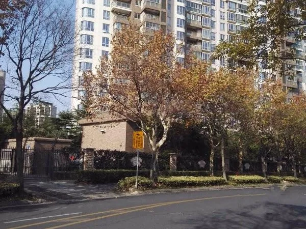 California Place