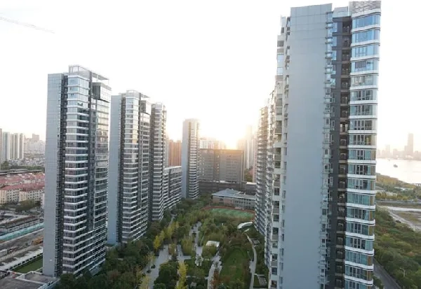 Emerald Riverside I