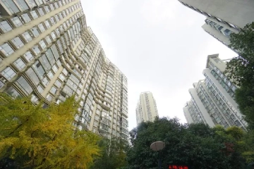 First Block Avenue(5)