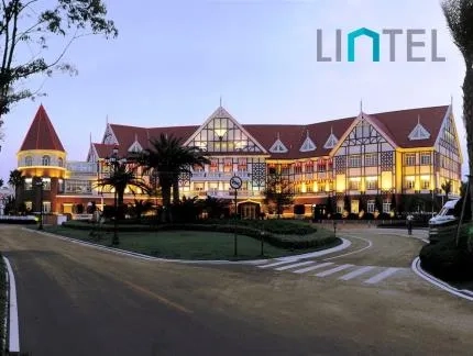 Forest Manor(4)