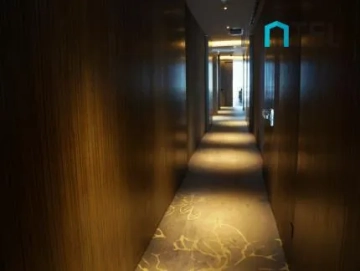 Four Seasons Place(7)