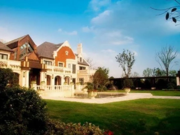 Grand Mansion