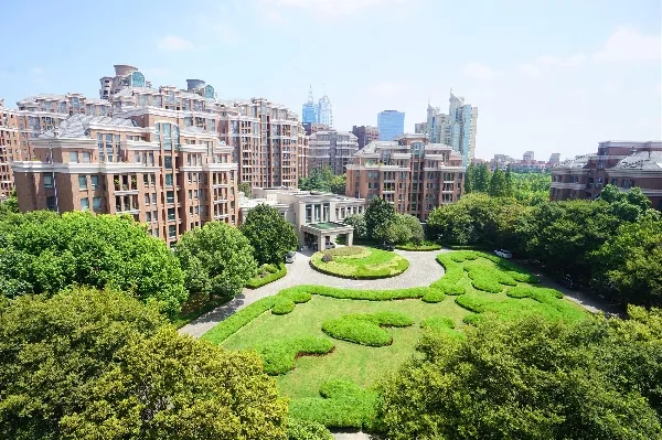 Green Court I