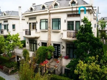 Hongqiao Golf Villa