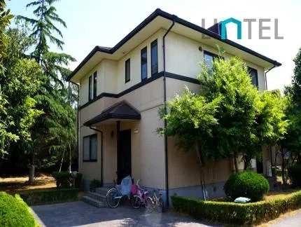 Hongqiao Villa