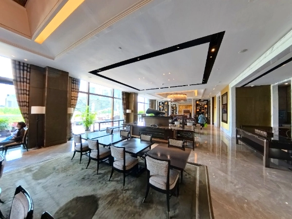 IFC Residence(2)