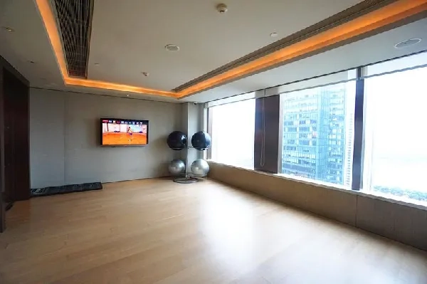 IFC Residence(7)
