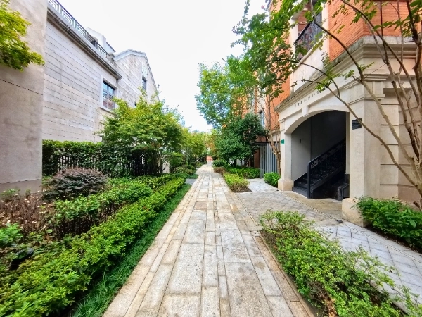 Jingyuan Apt(9)