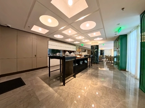 Jingyuan Apt(10)