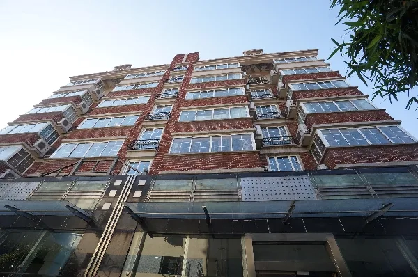 La Vie Apartment