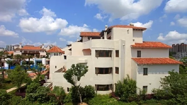 Le Chateau(2)