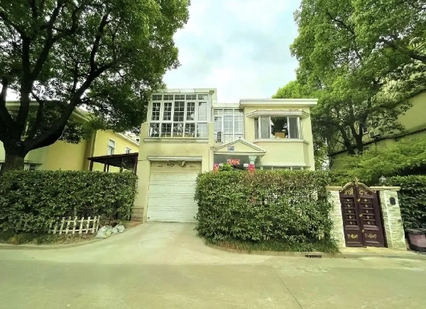Maple Villa
