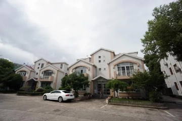 Nice Year Villa(2)