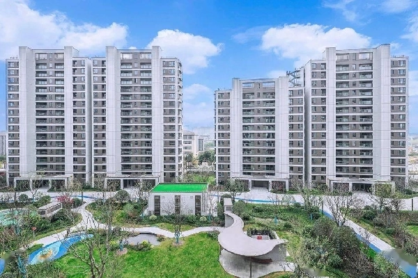 Pan Long Long Yuan