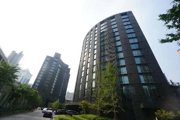 The Middle House Residence(3)
