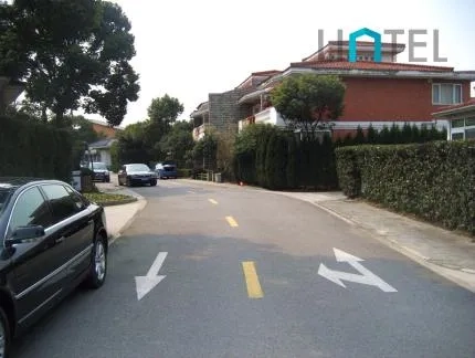 West Suburb Flourish City(4)