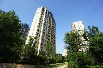 Yandlord Western Garden(2)