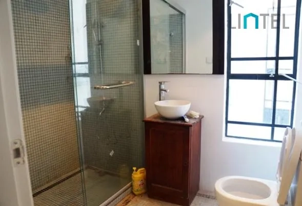 1F No 10 Lane 1670 Huaihai middle Road(8)