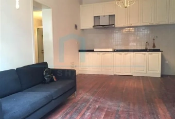 1F No 107 Lane 913 Yan'an middle Road