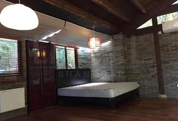 1F No 12 Lane 669 Xinhua Road(3)