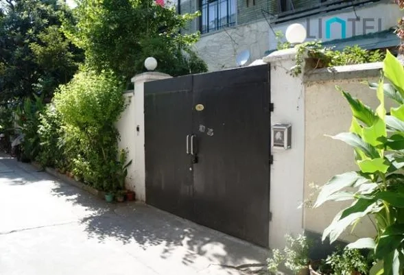1F No 16 Lane 1670 Huaihai middle Road(12)