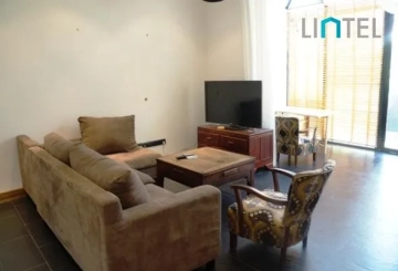 1F No 16 Lane 1670 Huaihai middle Road(2)