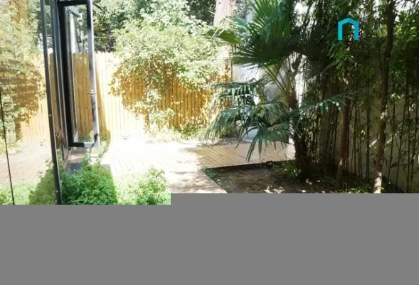 1F No 16 Lane 1670 Huaihai middle Road(6)