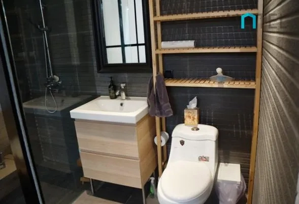 1F No 16 Lane 1670 Huaihai middle Road(8)