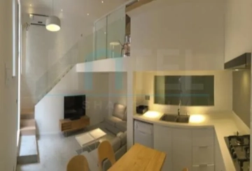 1F No 184 Lane 1025 Nanjing west Road