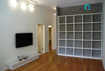 1F No 31 Lane 1270 Huaihai middle Road(3)
