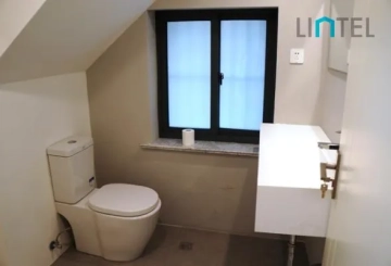 1F No 31 Lane 1270 Huaihai middle Road(9)
