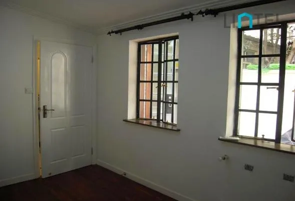 1F No 31 Lane 285 Huashan Road(5)