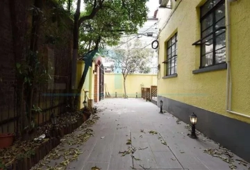 1F No 4 Lane 310 Wulumiqi Middle Road(9)