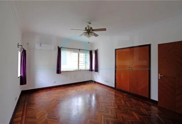 1F No 7 Lane 1273 Huaihai middle Road(6)