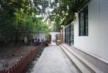 1F No 7 Lane 201 Fuxing west Road(9)