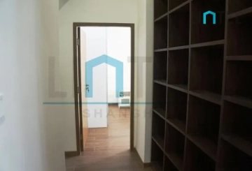 1F No 7 Lane 619 Jianguo west Road(9)