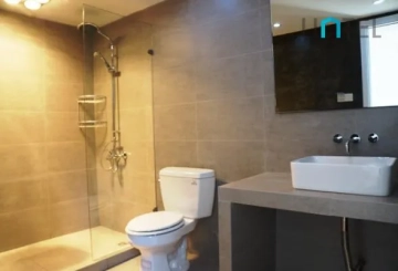 1F No 72 Lane 1285 Huaihai middle Road(8)