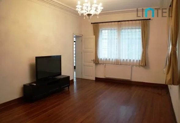 1F No 8 Lane 148 Wumuluqi middle Road(2)