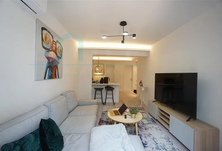 1F No 8 Lane 249 Anfu Road(2)