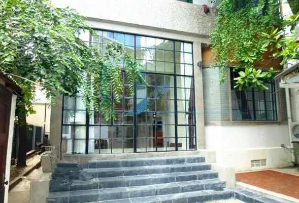 1F No 9 Lane 584 Huaihai middle  Road(2)