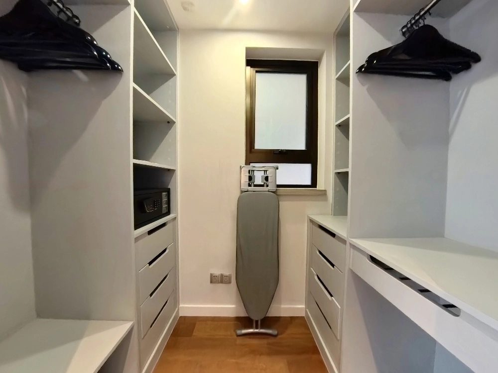 2-bdr Premier Suite Lanson Place Parkside Serviced Suites(10)