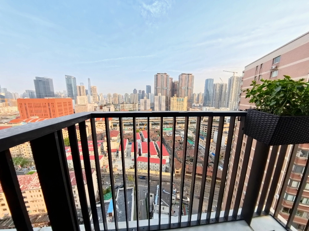 2-bdr Suite LIV'N The SPARK by Greystar(2)