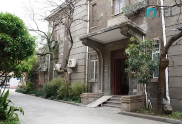 2F No 10 Lane 18 Yanqing Road