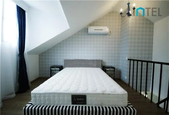 2F No 1890 Nanjing west Road(5)