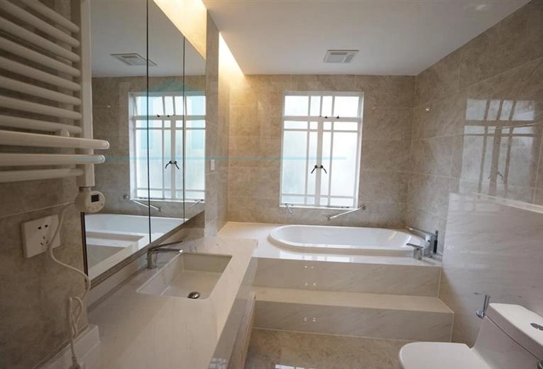 2F No 2 Lane 1670 Huaihai middle Road(11)