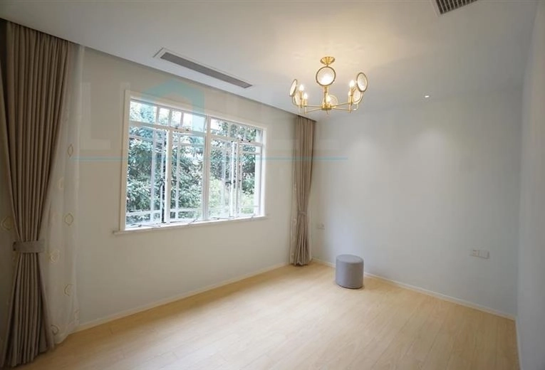 2F No 2 Lane 1670 Huaihai middle Road(12)