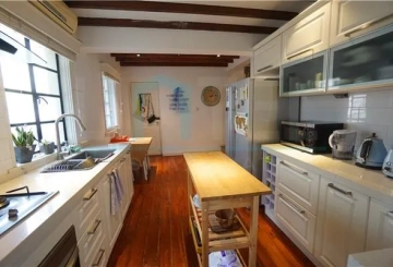 2F No 35 Lane 1487 Huaihai middle Road(8)