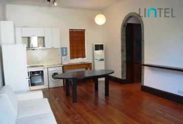 2F No 376 Yongjia Road